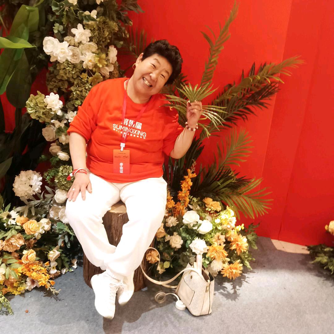 王干娘(老师黑蒜姐)