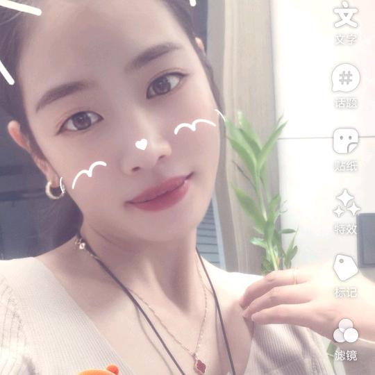 任亚玟(赚钱，存钱）