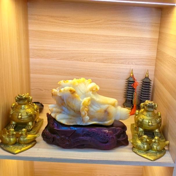 蒙香都奇石小馆.-孙建