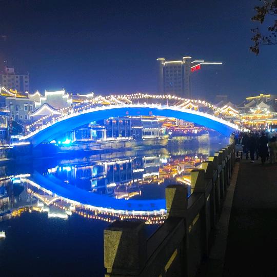 青梅酌酒