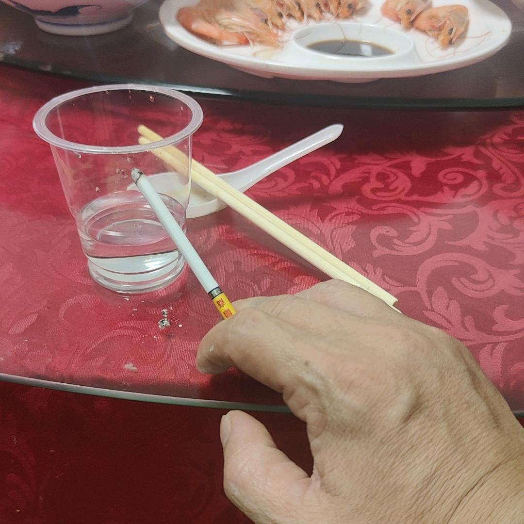 从小就帅，长大更帅