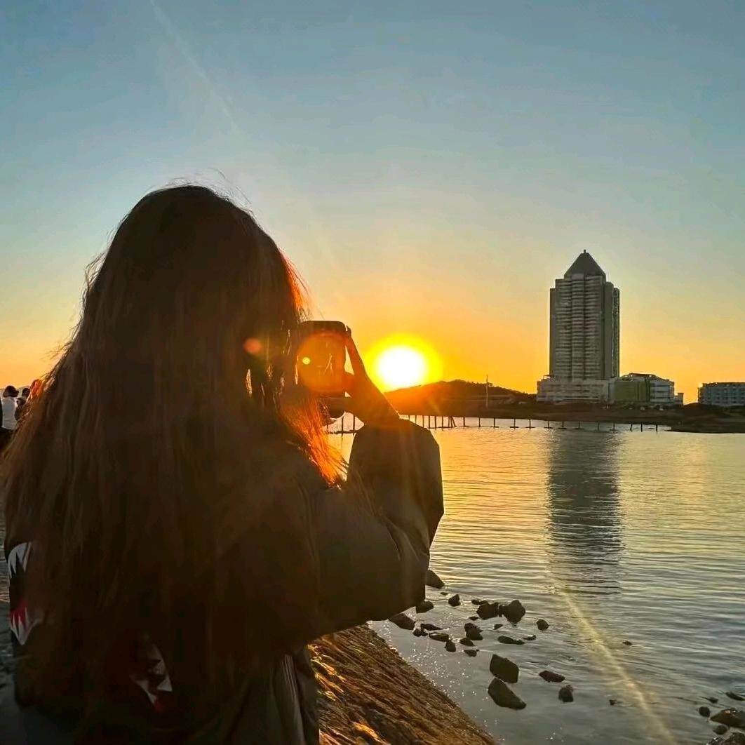 不爱吃茄子的兔子🐰😍