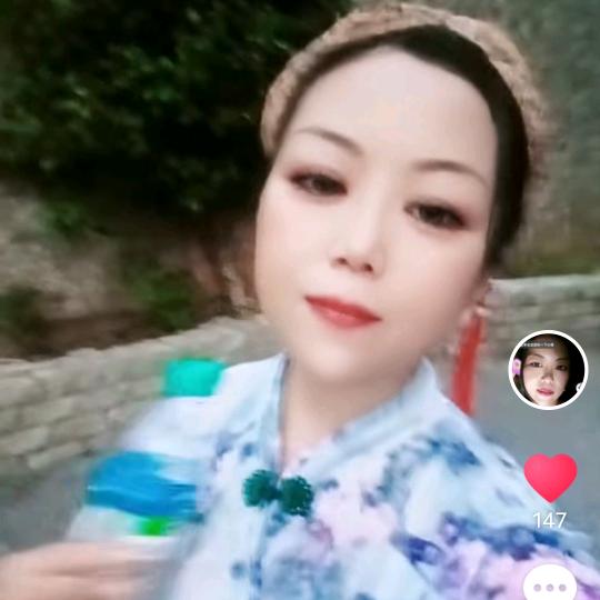 @晓晓(农村单身姐)