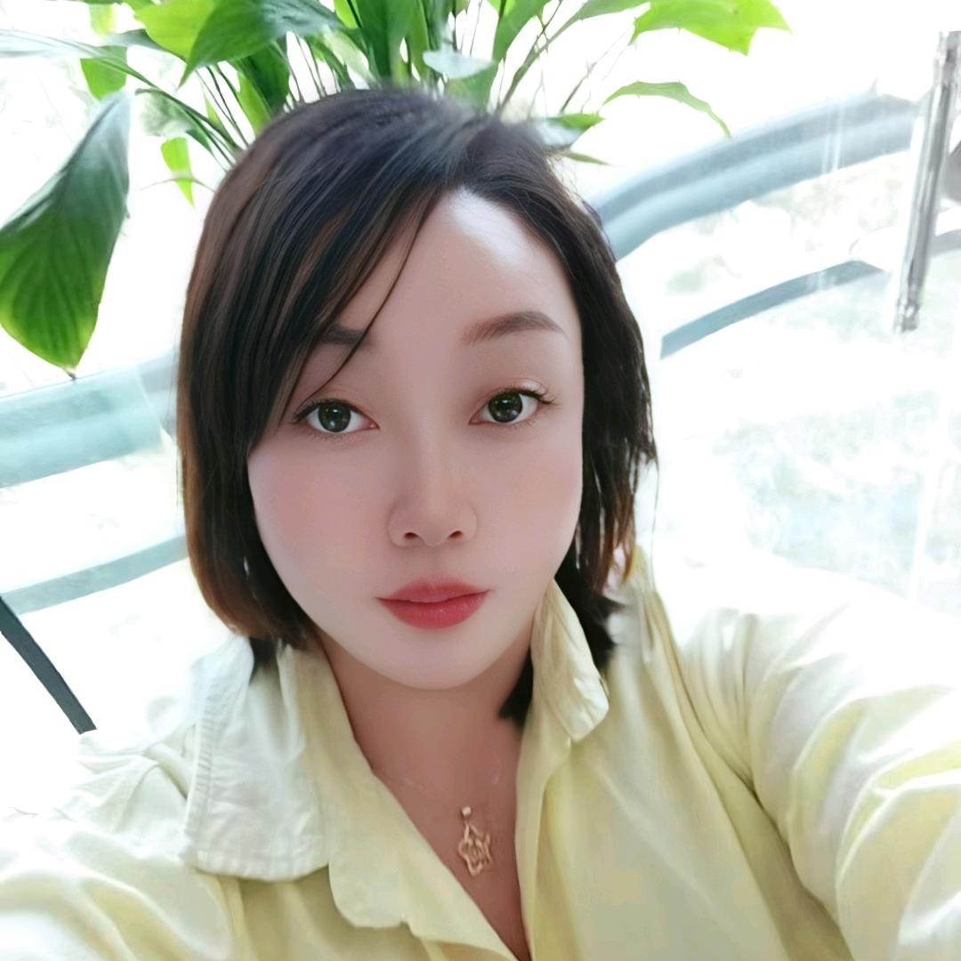 杨依