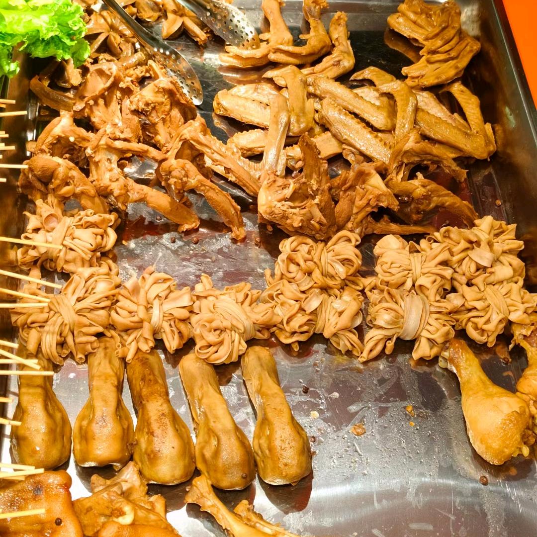 宁海摆摊小杨哥金汤热卤