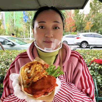 赵姐超大泡菜里脊肉饼