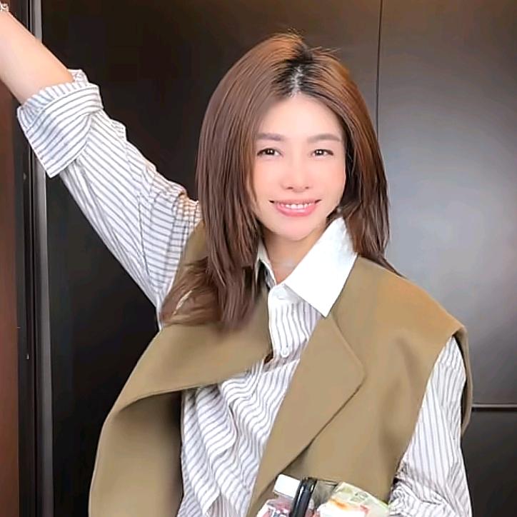 唐老板嘉玲姐美衣分享