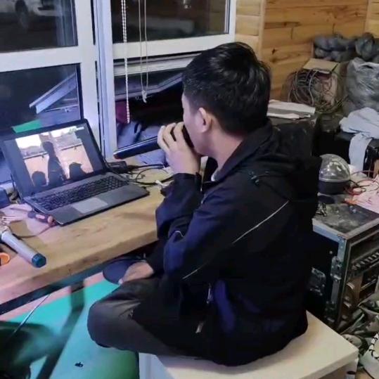 敬往事一杯酒