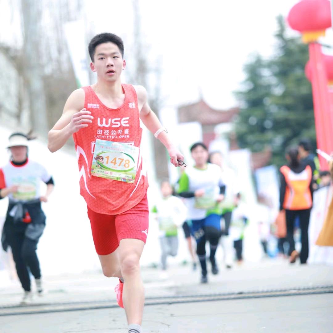 @小李喜欢跑步