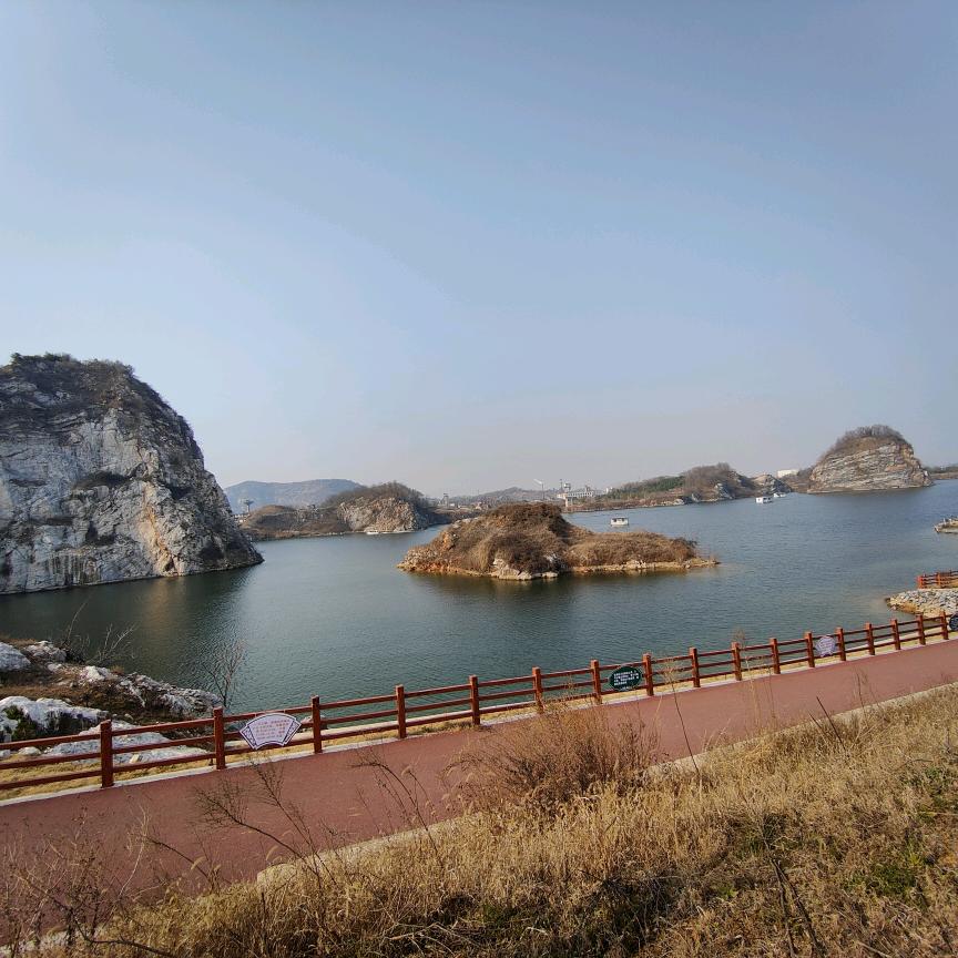 一生反骨，生来叛逆。