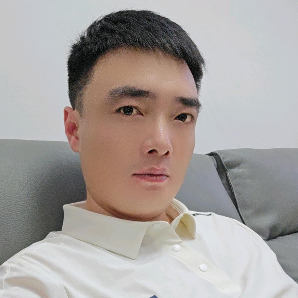 小小航。
