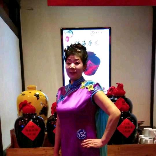 爱跳舞的女人