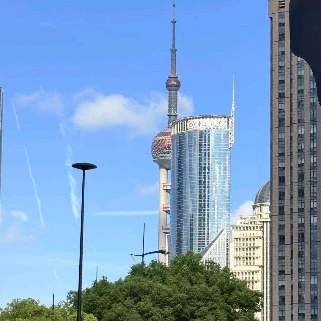 小黑熊