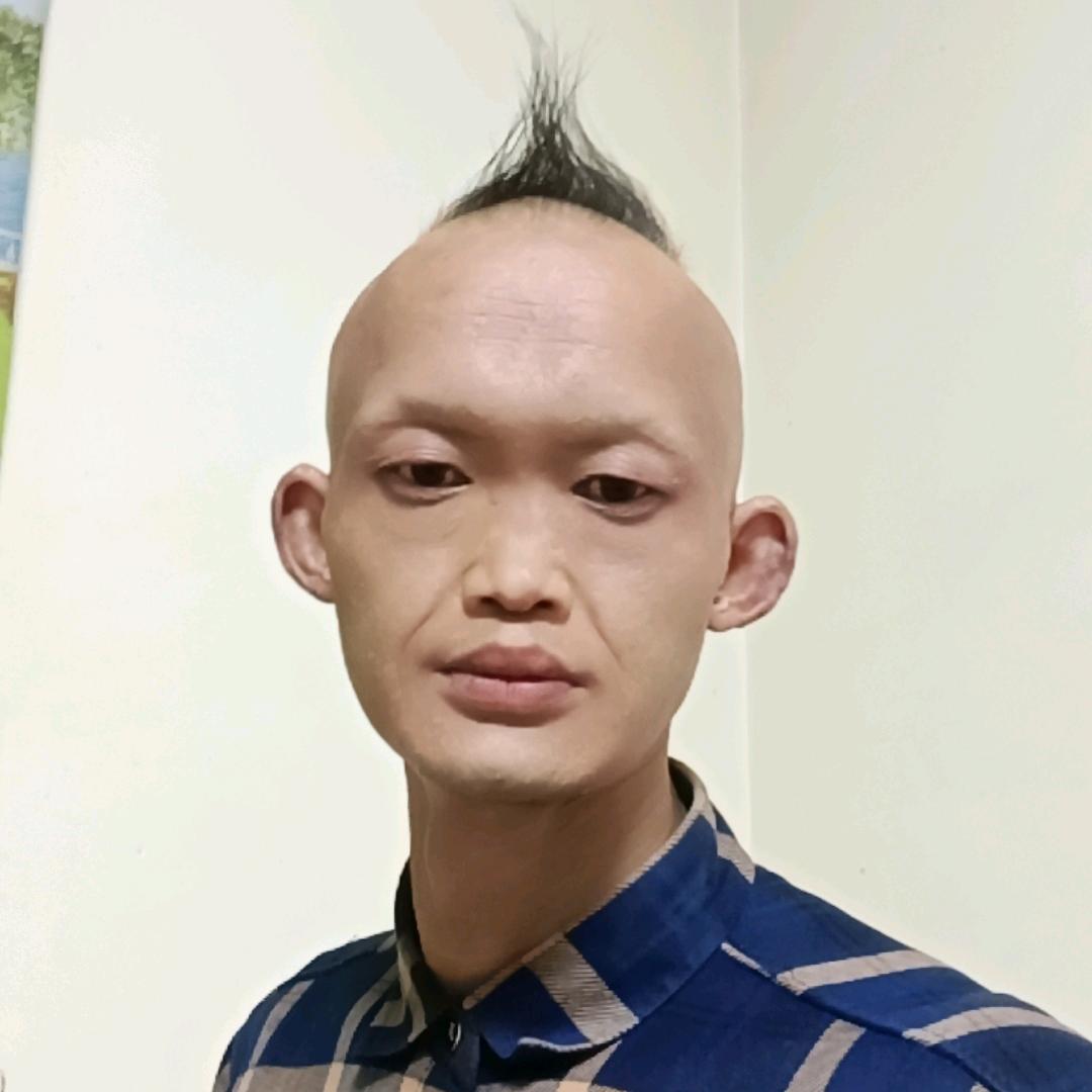 《农村养羊娃》三毛