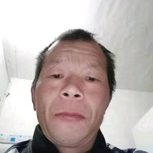 🐍单身的范小强