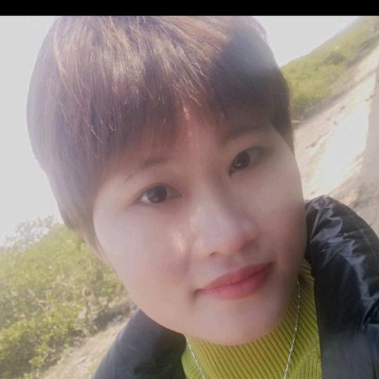 墨墨妈🎤～开播号在主页