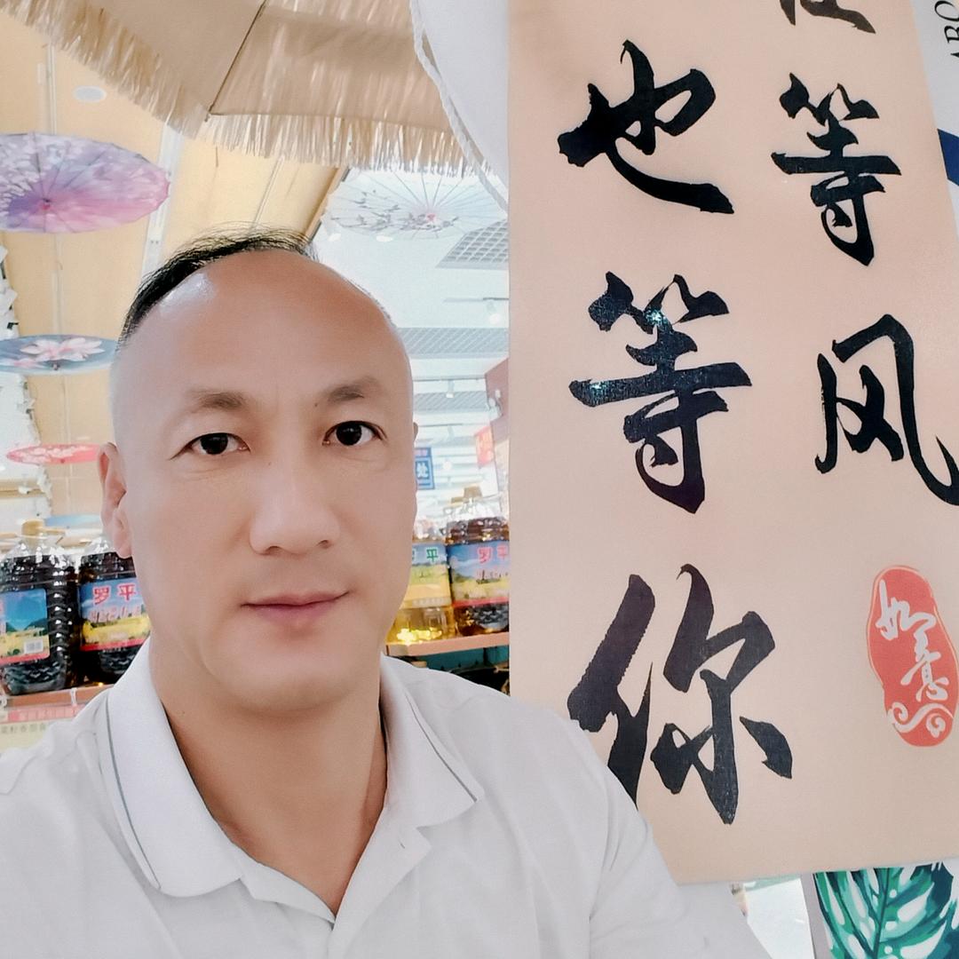 良哥爱唱歌