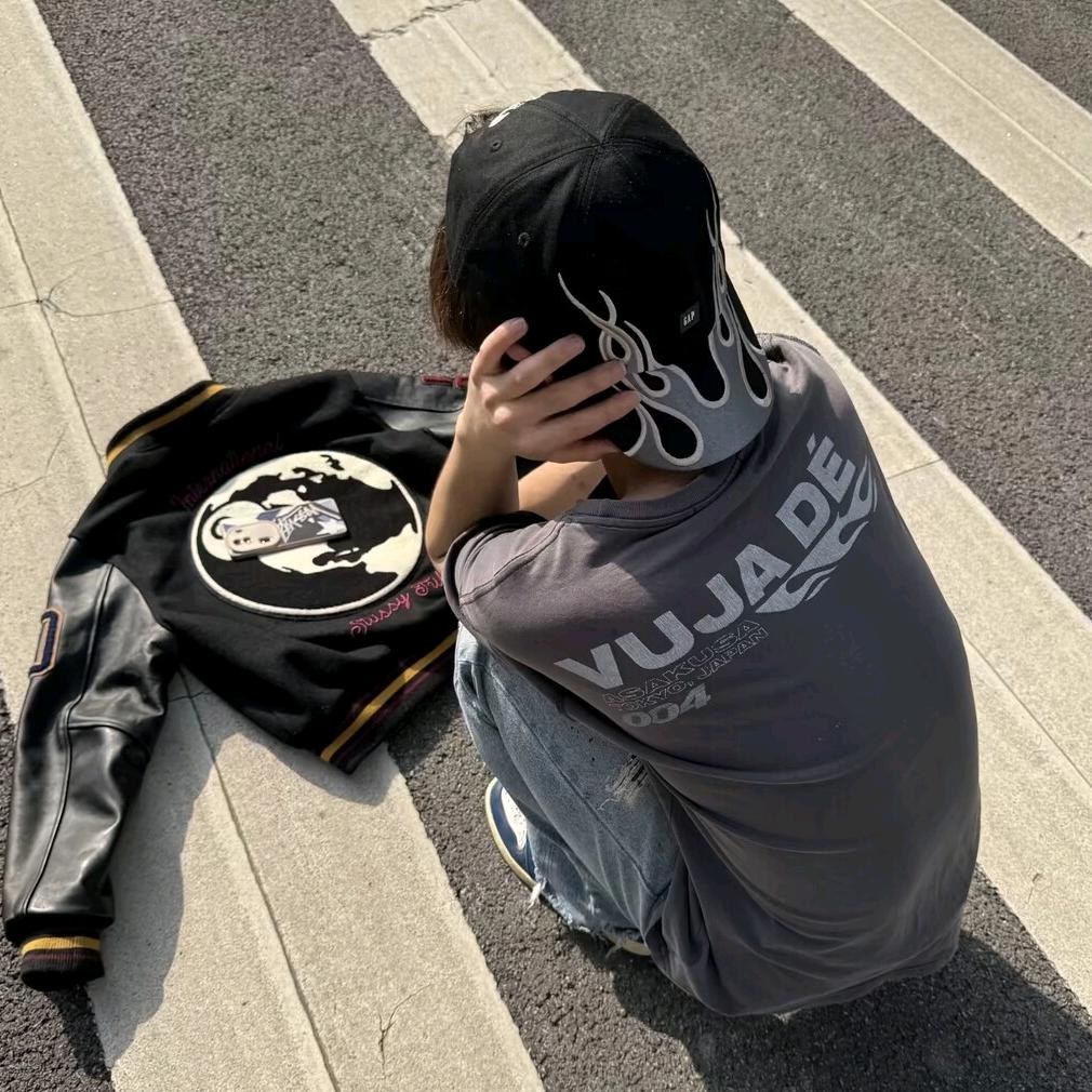 何铭明