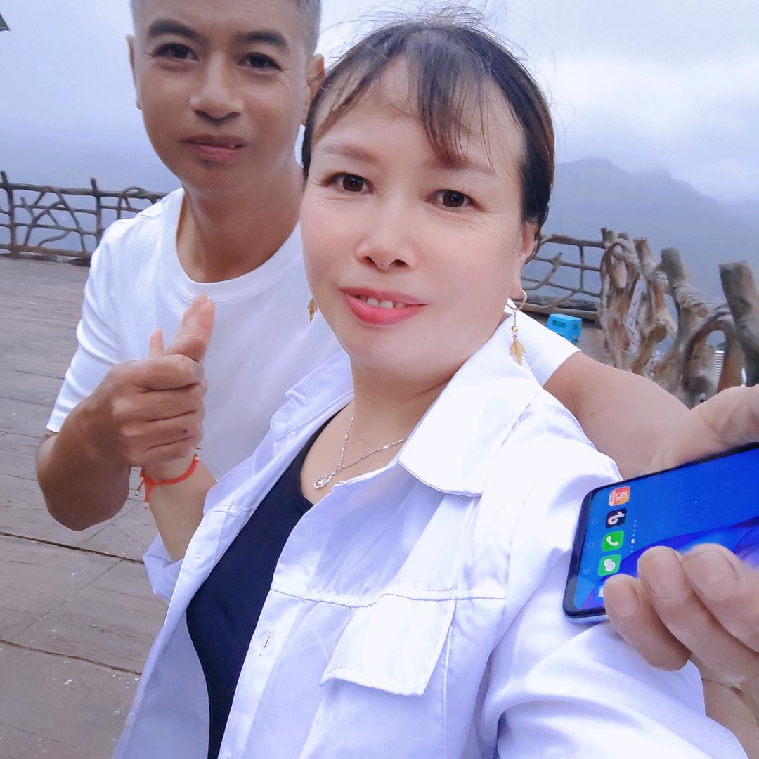 云南山歌姐姐