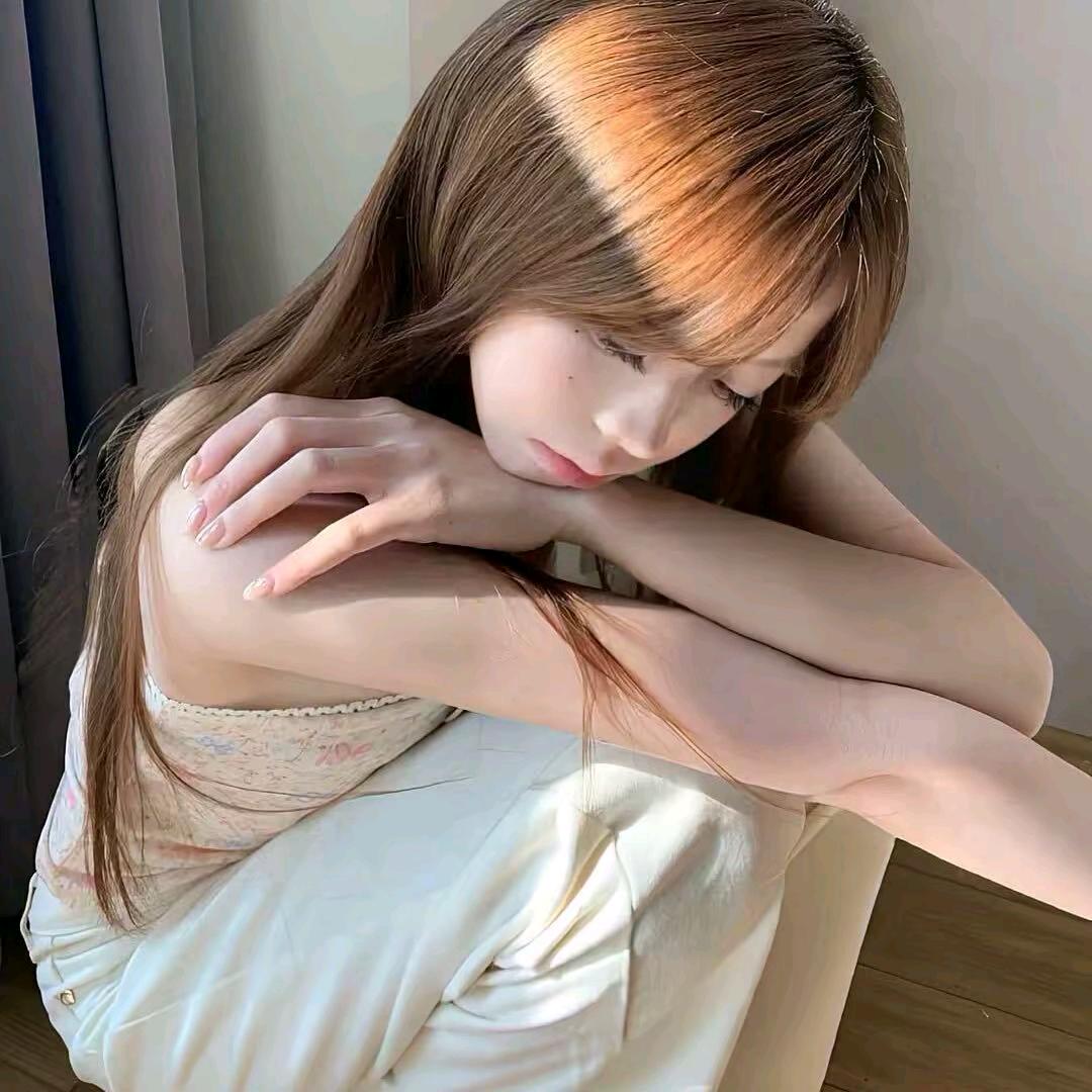 粤粤头像