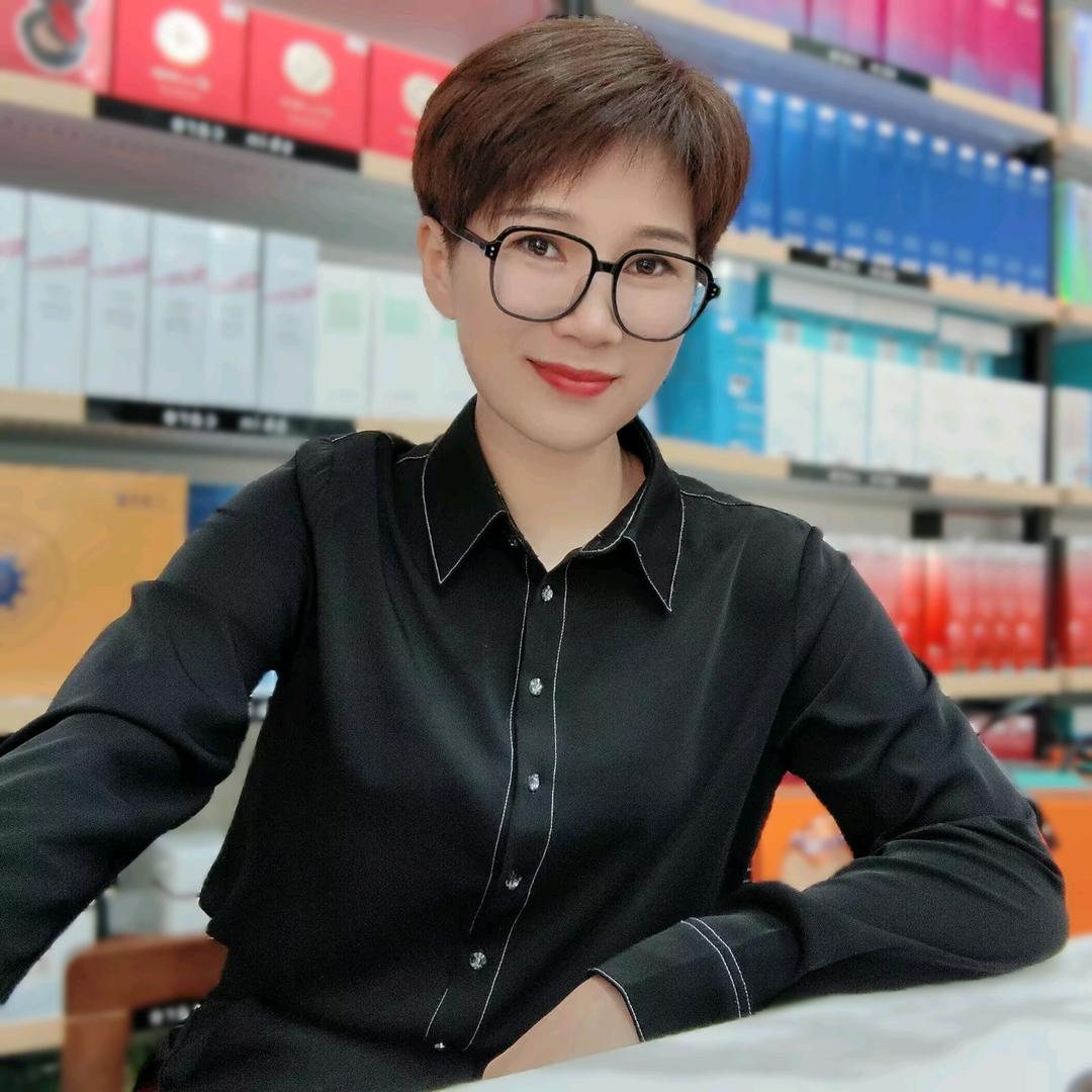 倪盼美容（艾兰金沙文昌店）