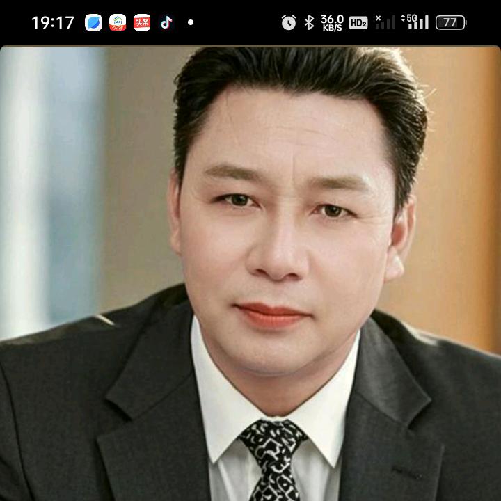 苦命男人，没人爱。