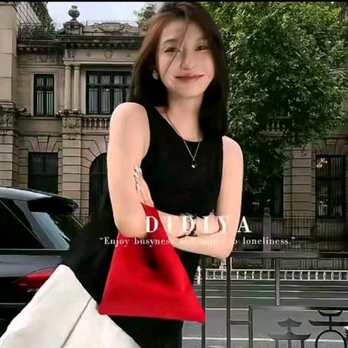 迪迪ya (精致穿搭)