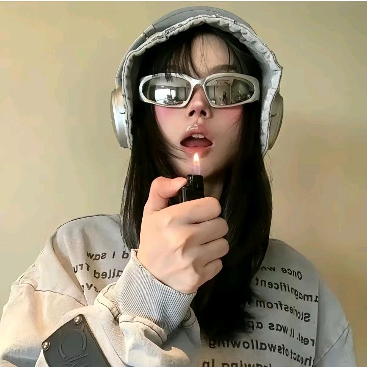 溪( ˶´⚰︎`˵ )