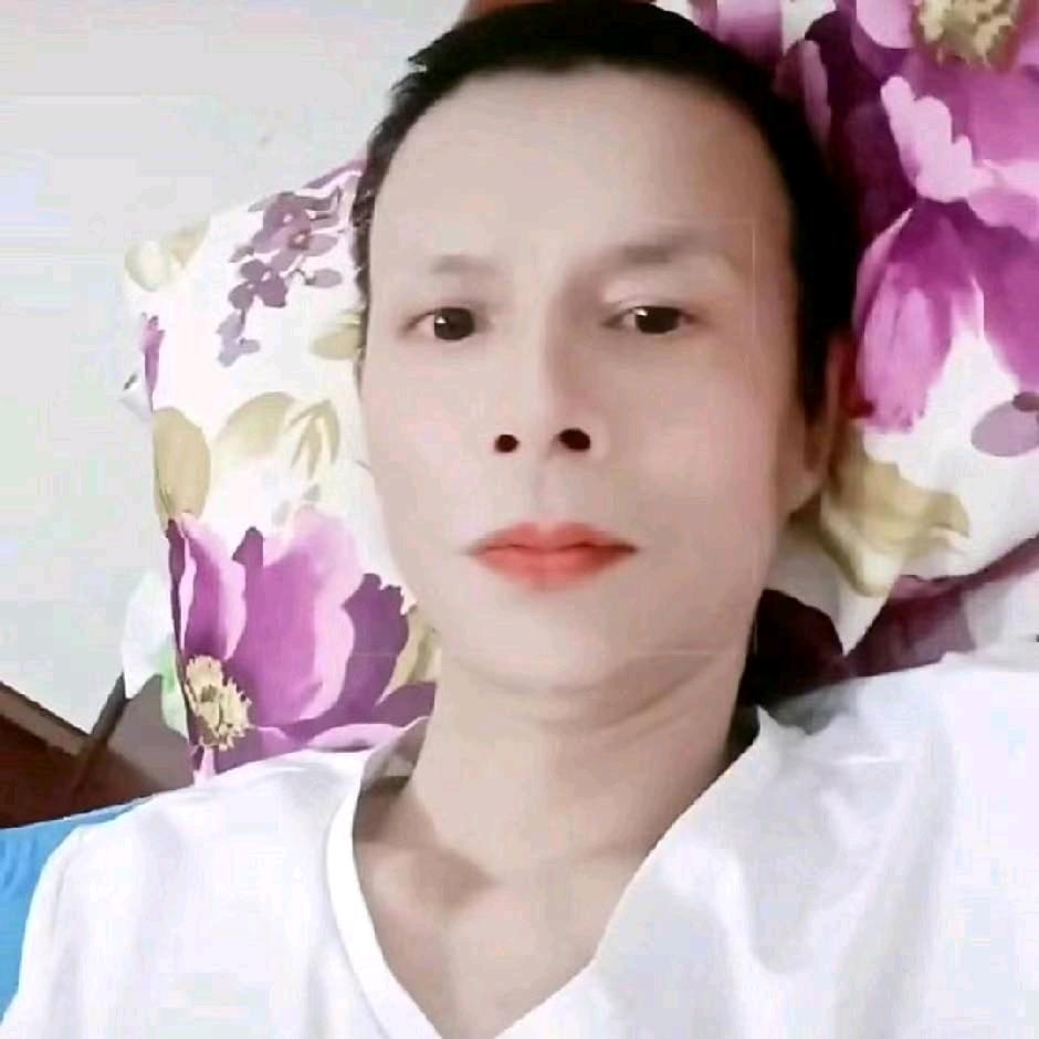 何何美美1