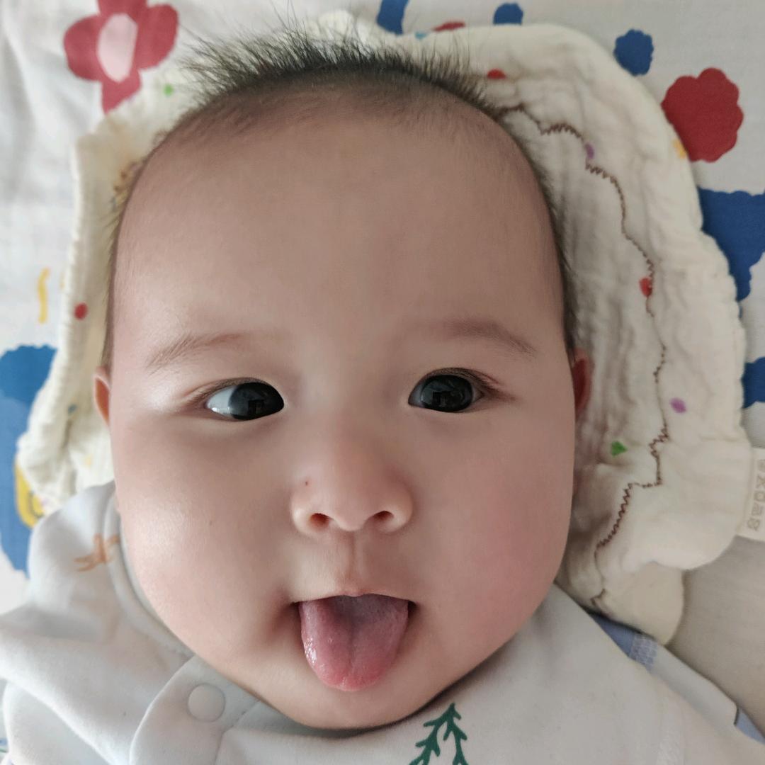 小憨包