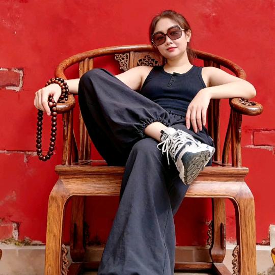 不发脾气🌹只发财