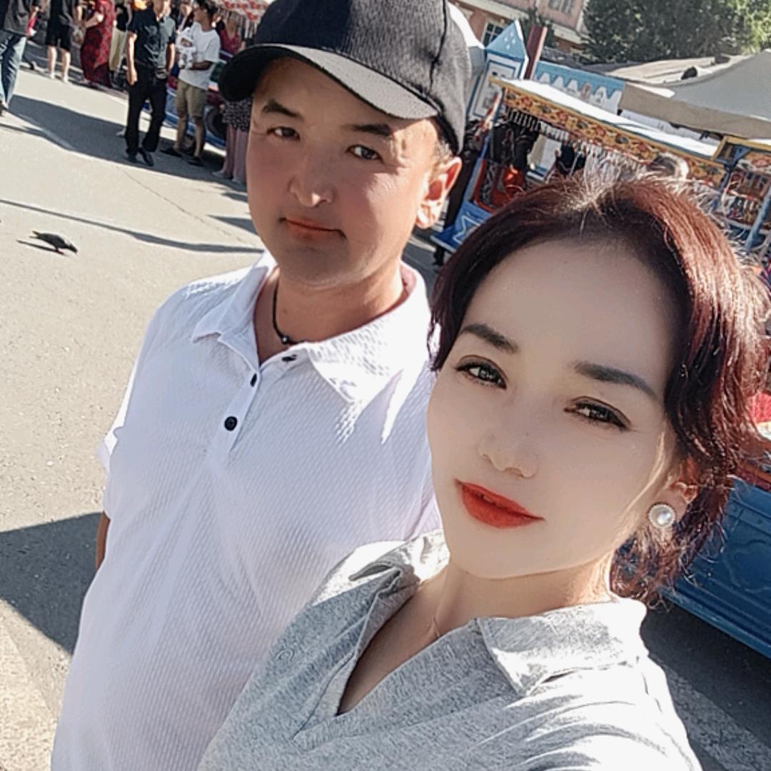 奥R 曼G 丽