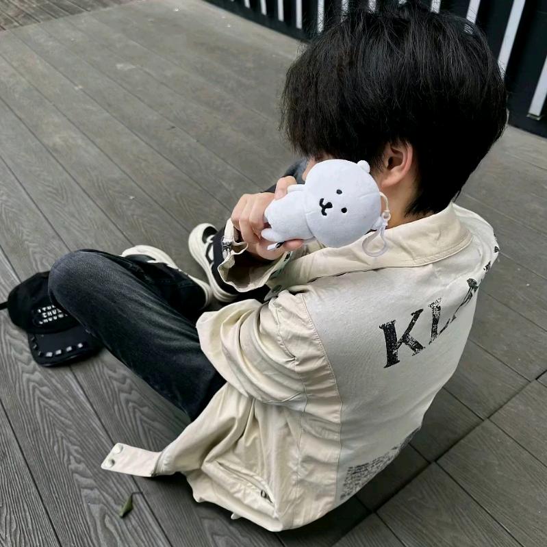 😐头像