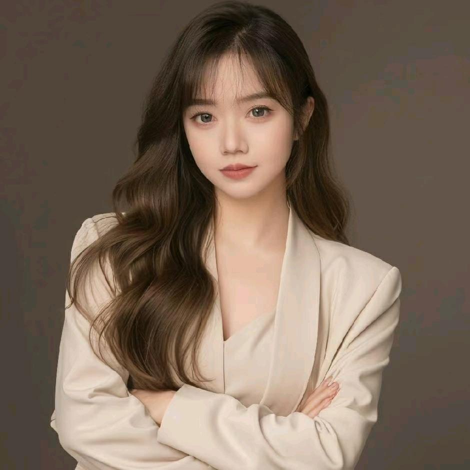 岩中演唱家彭彭老师