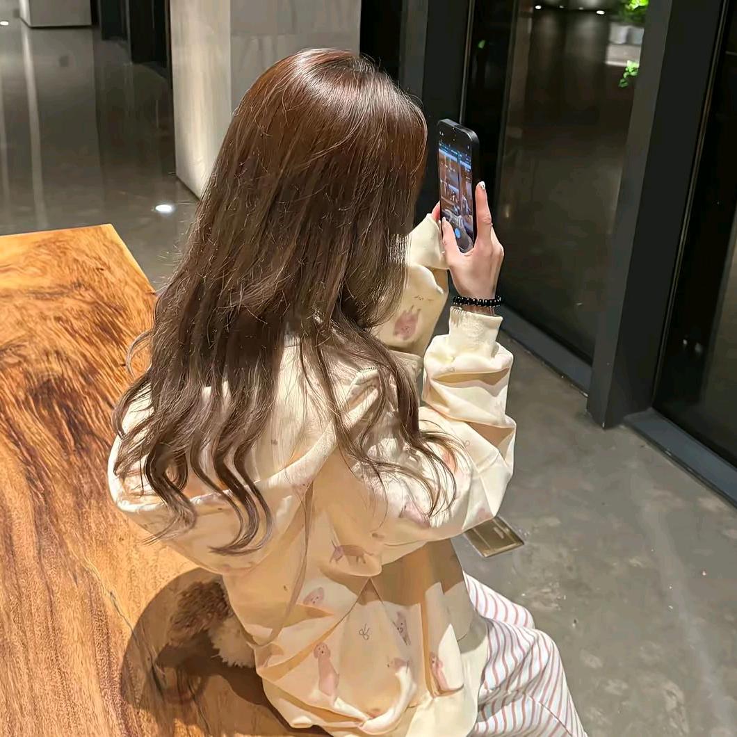 莹莹