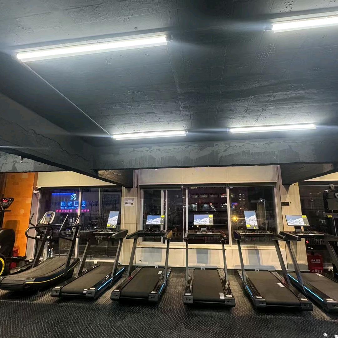 塘厦沃尔玛24小时健身