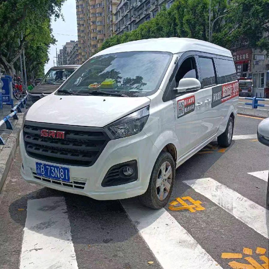 拉货师傅爱钓鱼