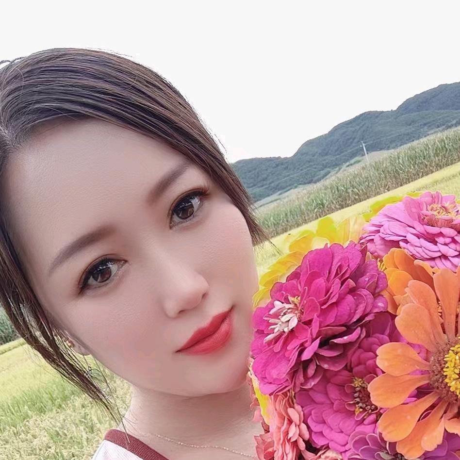 爱喝酒的小姐姐♛