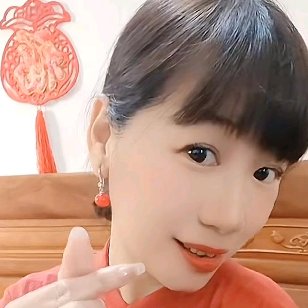 吴玲