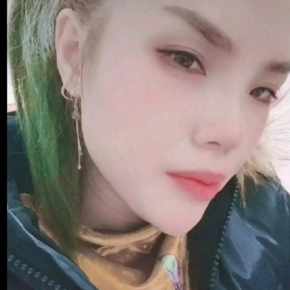 贞丰韦三妹手工刺绣