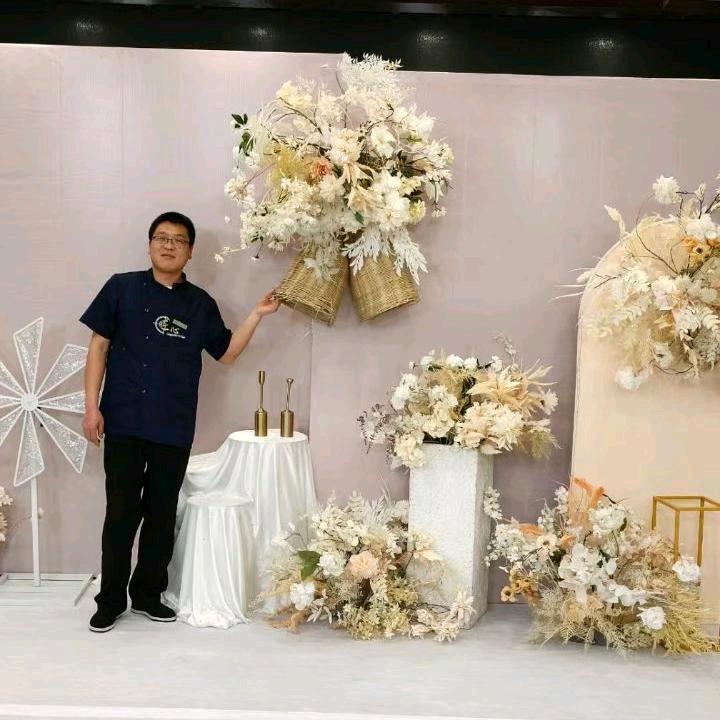 欣欣向荣😊
