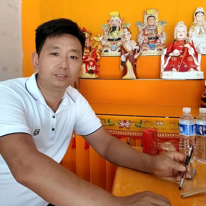 80后小香童正心正念（龙鳯堂）