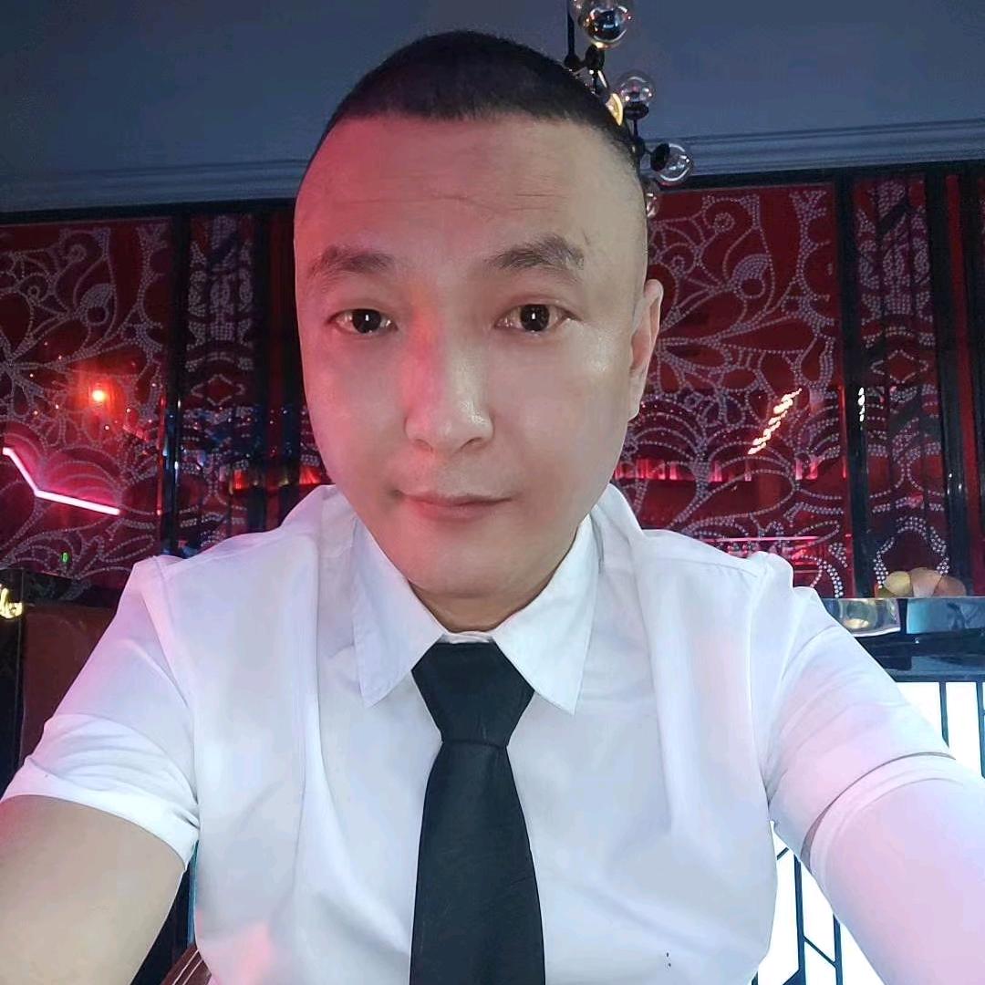 天生傲骨岂能输？