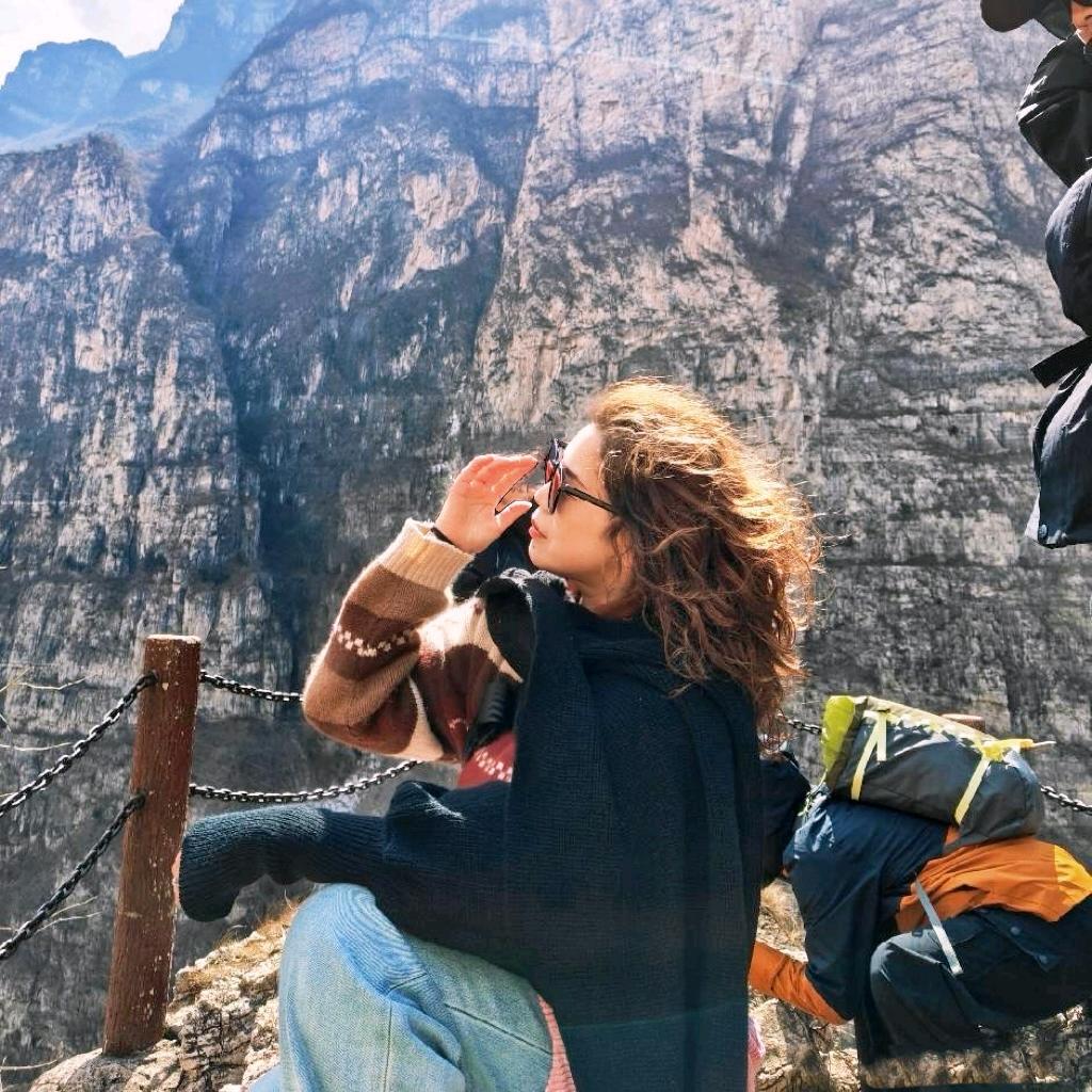 满眼✿✿ヽ(°▽°)ノ✿星何