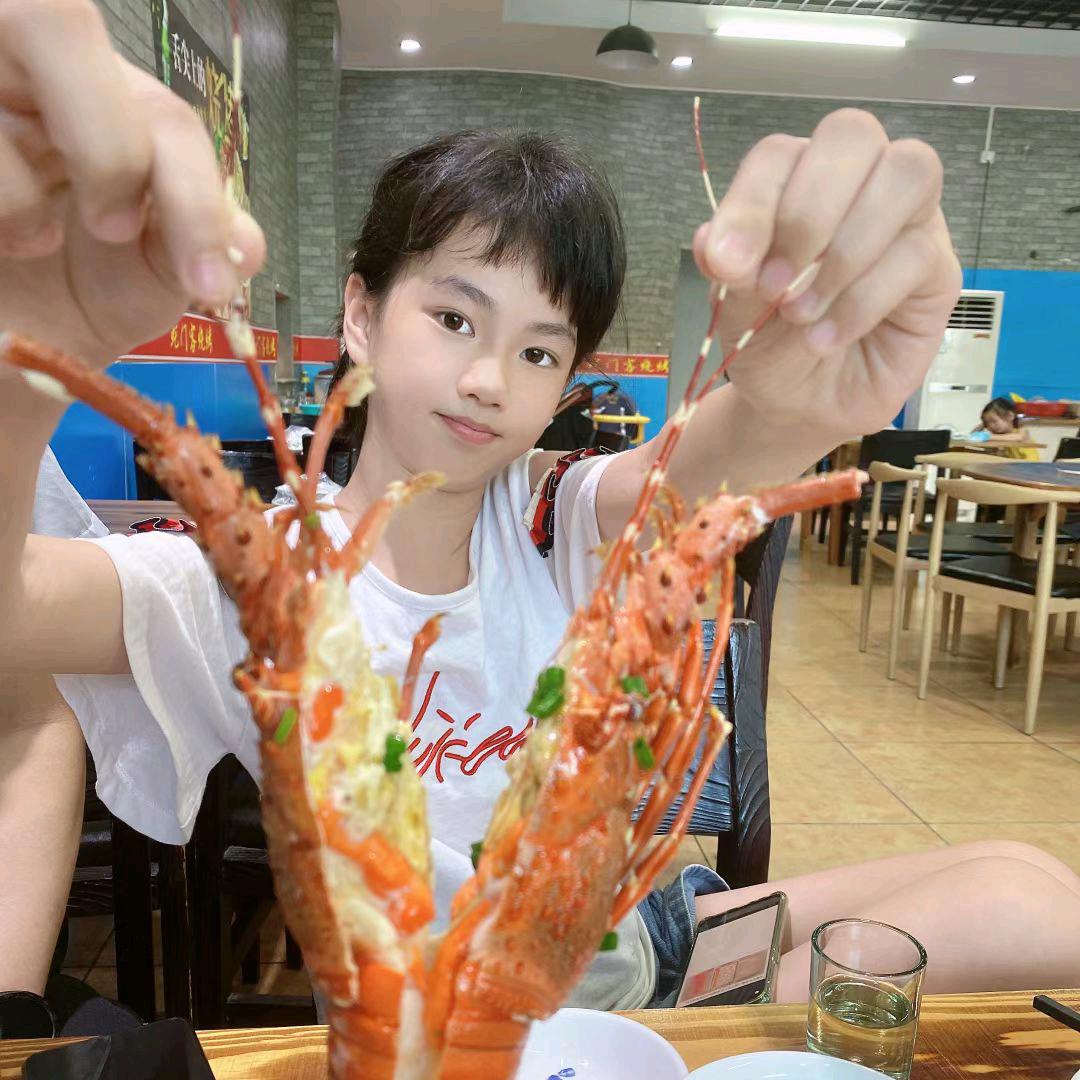 云( ′• o •′ )岚