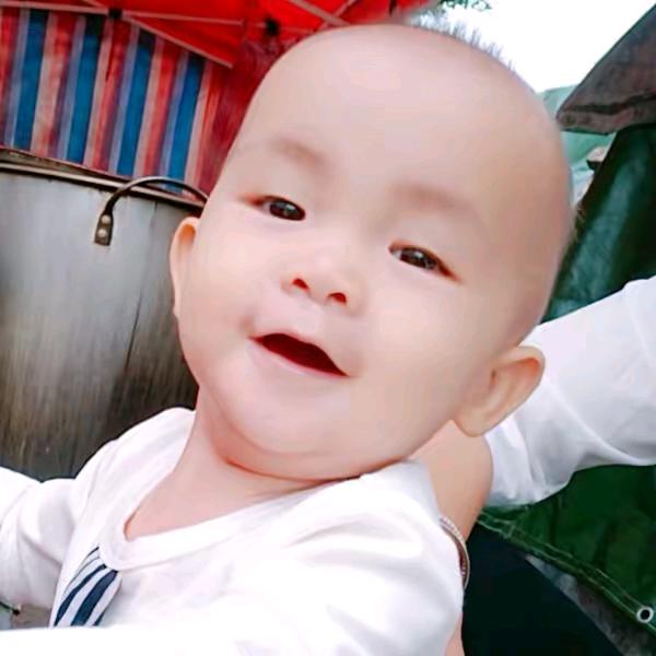 小 屁孩