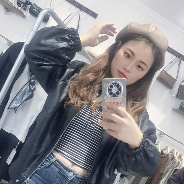 懒杨杨ಠ_ಠ