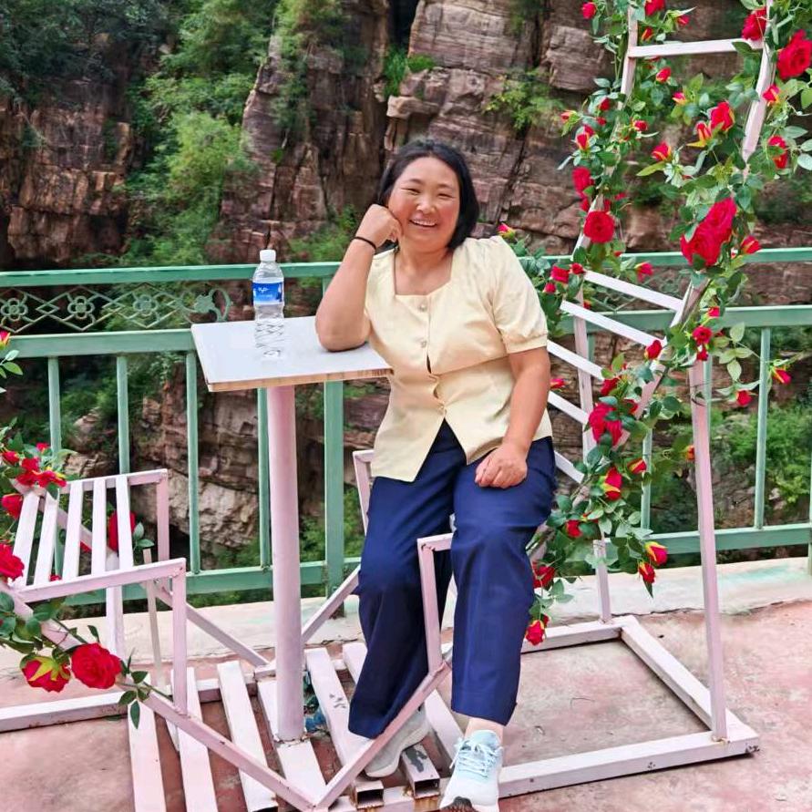 不为往事扰，余生只愿笑！