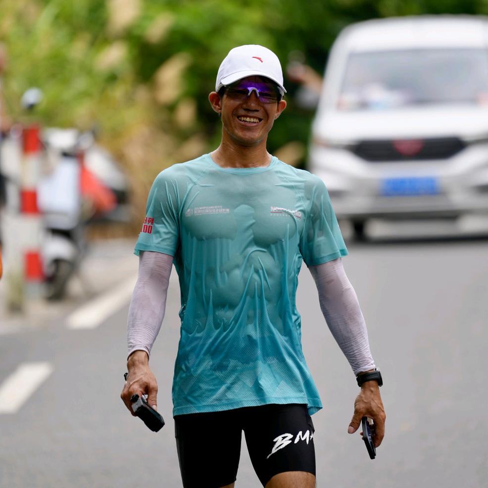 跑不快的小水平