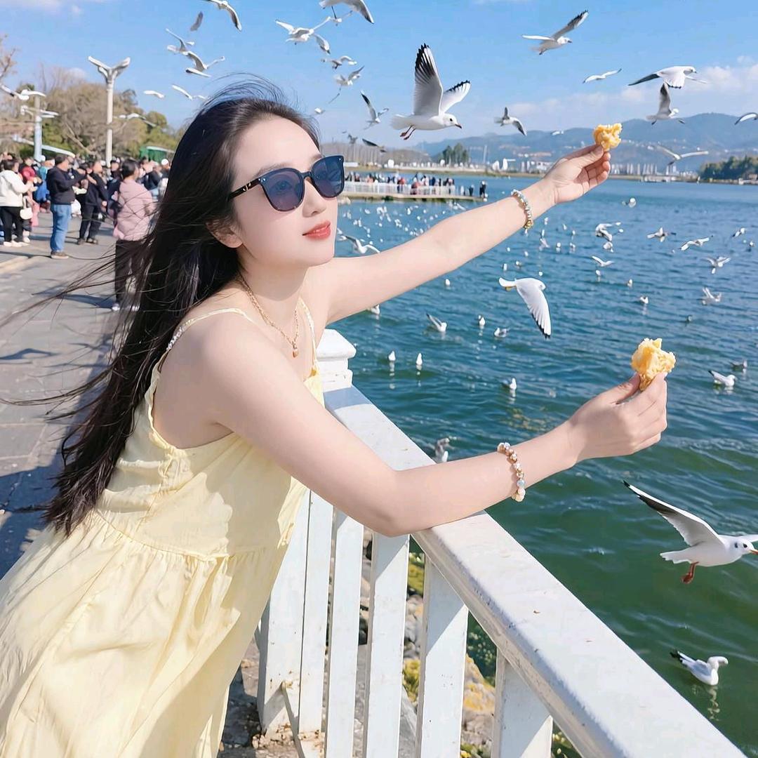 ╭(╯ε╰)╮淡然一笑